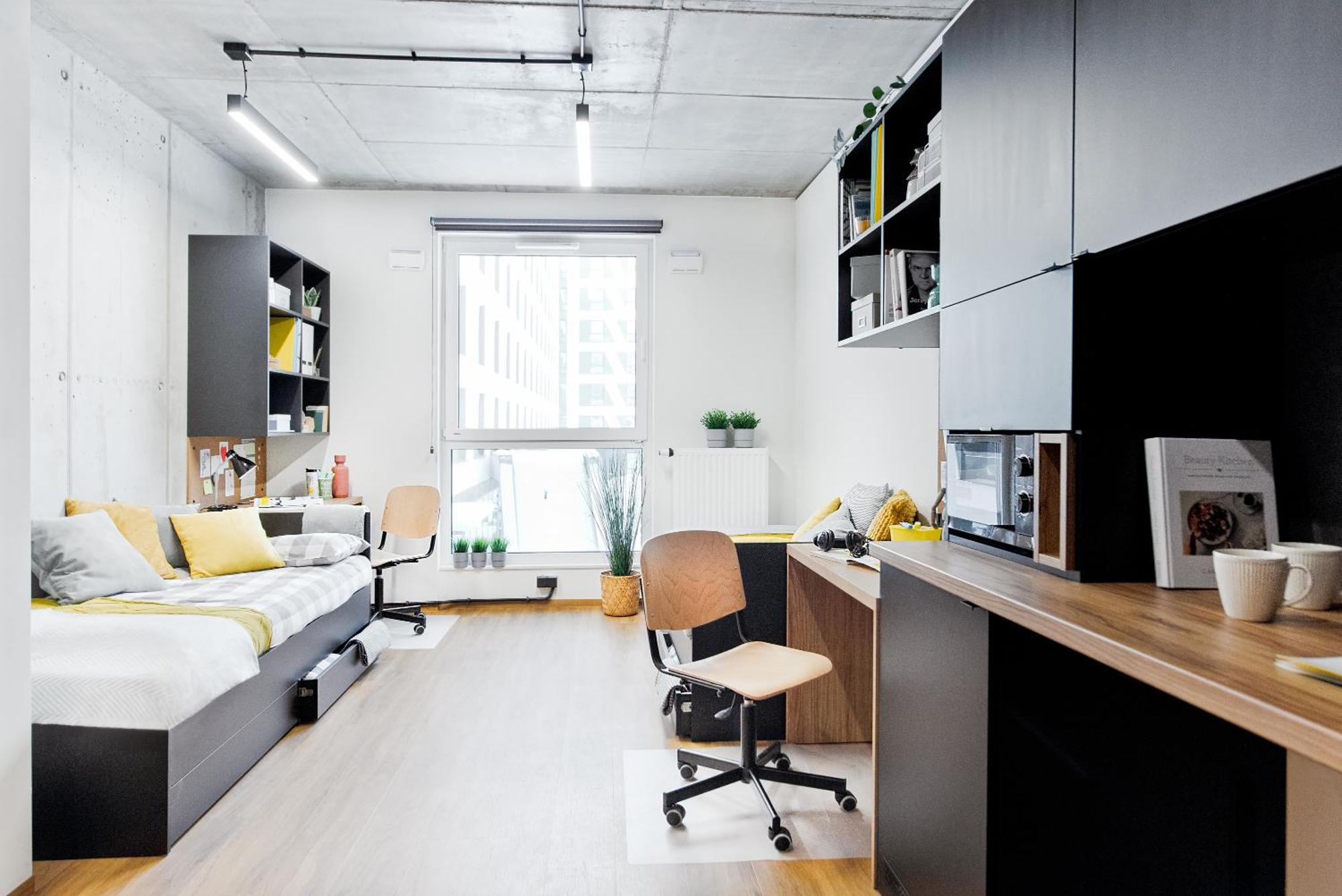 Shed Living Апарт-готель *